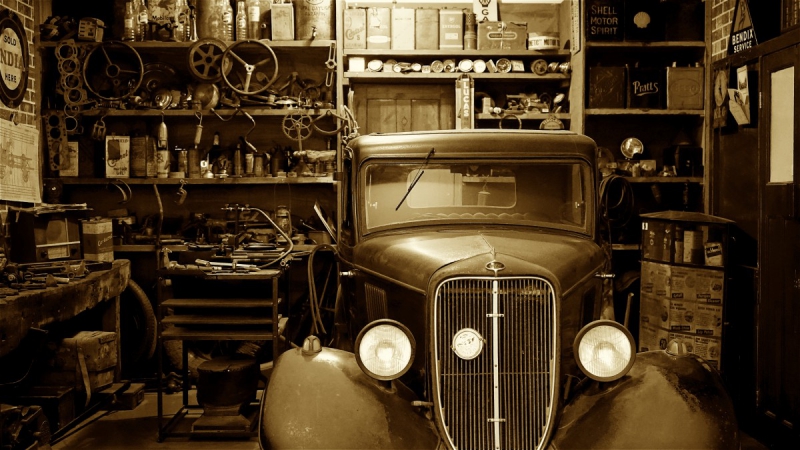 boutique-ST VALLIER DE THIEY-min_antique_auto_automobile_automotive_car_classic_equipment_fix-1169797